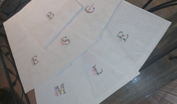 Serviette brodée avec prénom