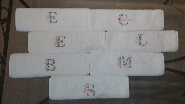Serviette brodée avec prénom