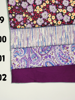 Tissus teintes violet