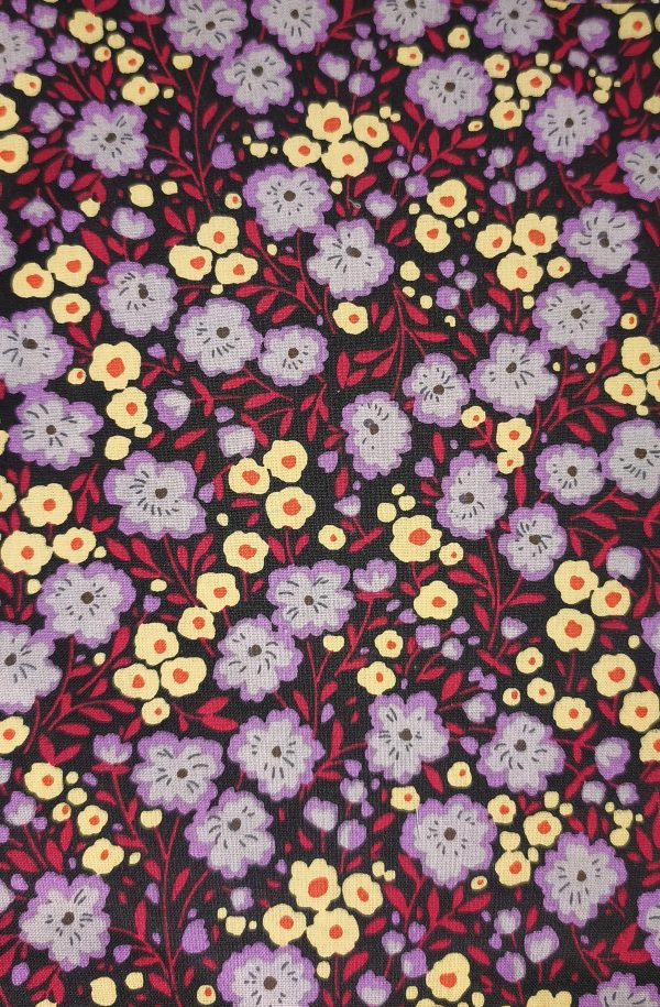 Tissus teintes violet